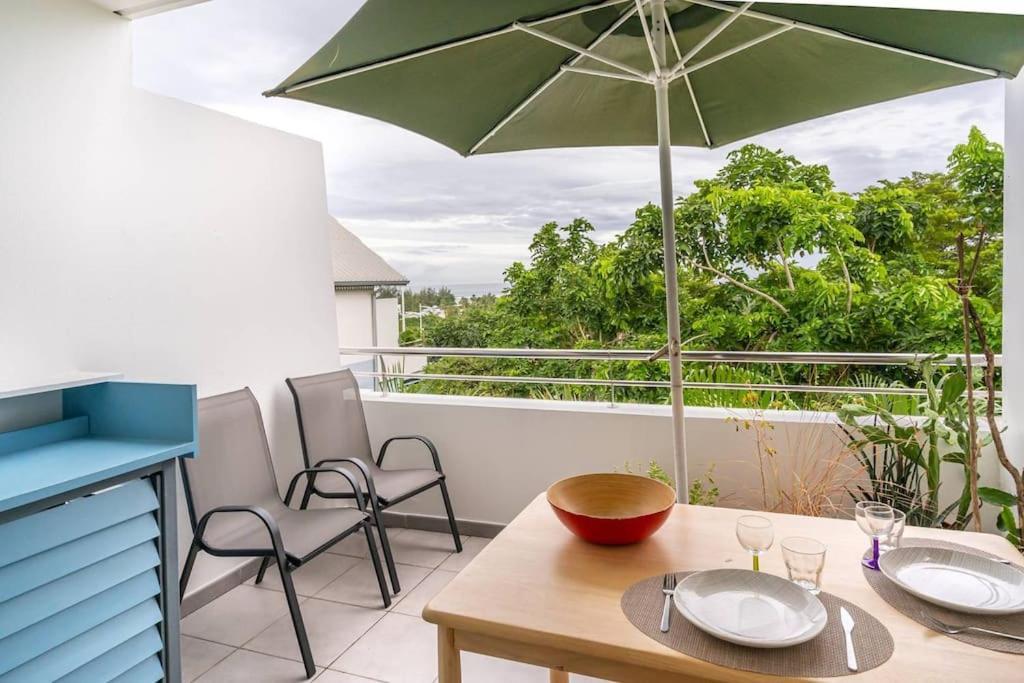 Flamboyant - Studio 2 Personnes Avec Lit De Qualite Hoteliere Separable Pour Couple Ou Amis Avec Tres Belle Terrasse A 12 Min A Pied Ou 4 Min En Voiture Du Lagon De L'Ermitage - St Gilles Les Bains Ла-Салін-ле-Бен Екстер'єр фото